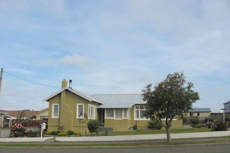 Photo of property in 45 Arun Street, South Hill, Oamaru, 9400