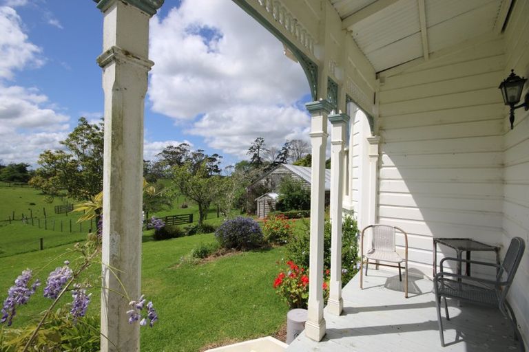 Photo of property in 900 Port Albert Road, Wellsford, 0973