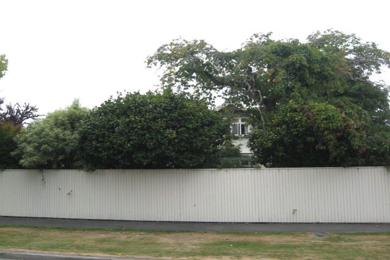 Photo of property in 8 Tomes Road, St Albans, Christchurch, 8052
