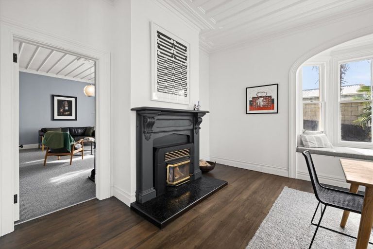 Photo of property in 15 Sealy Road, Bluff Hill, Napier, 4110