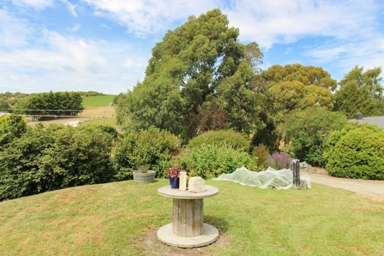 Photo of property in 52 Wellington Street, Enfield, Oamaru, 9491