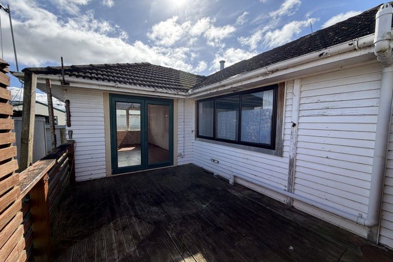 Photo of property in 16 Robertshawe Crescent, Dannevirke, 4930