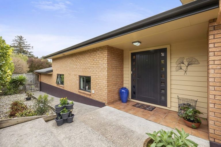 Photo of property in 6 Coach Road, Fairfield, Dunedin, 9018