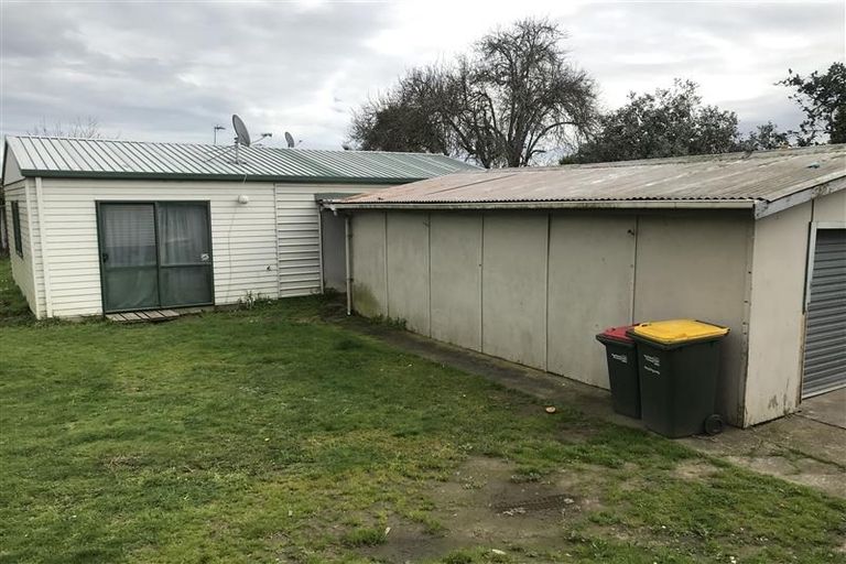 Photo of property in 13 Rogers Road, Manurewa, Auckland, 2102