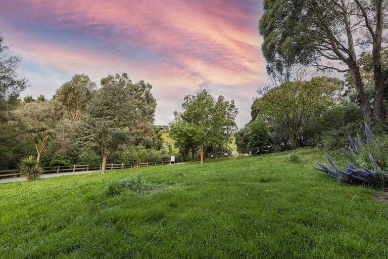 Photo of property in 11 Saddle Vale Rise, Halswell, Christchurch, 8025