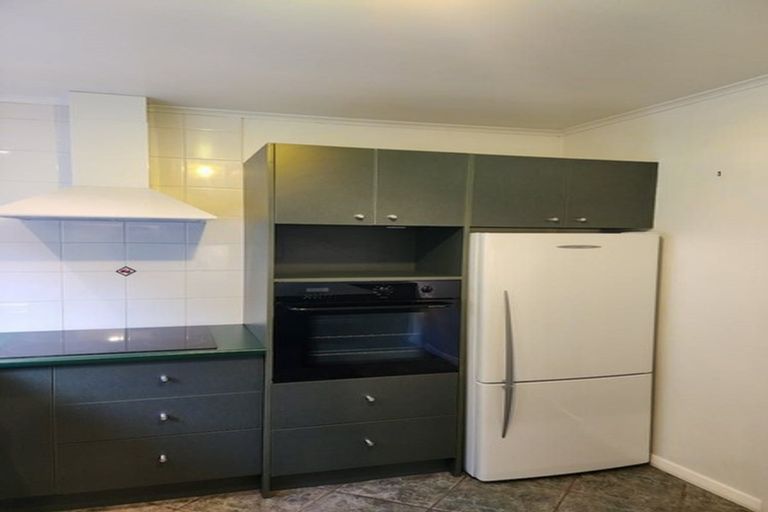 Photo of property in 30 Crest Road, Akatarawa, Upper Hutt, 5372