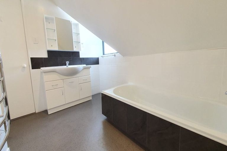 Photo of property in 31 Innes Road, St Albans, Christchurch, 8052