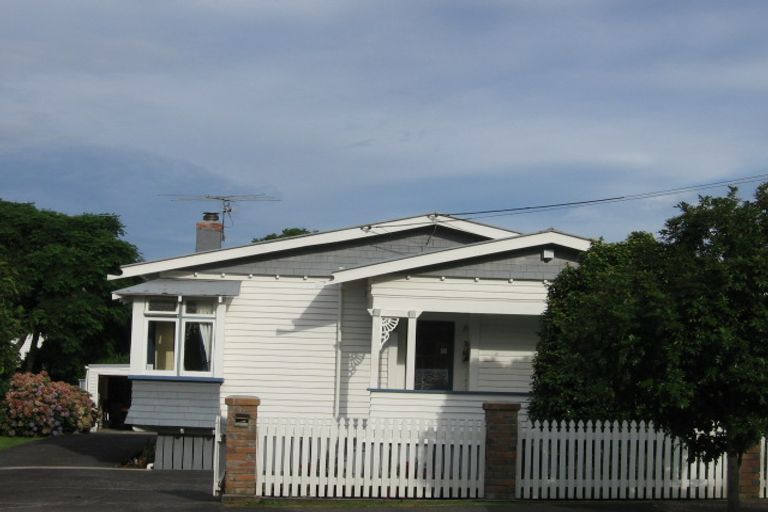Photo of property in 7 Mark Road, Mount Albert, Auckland, 1025
