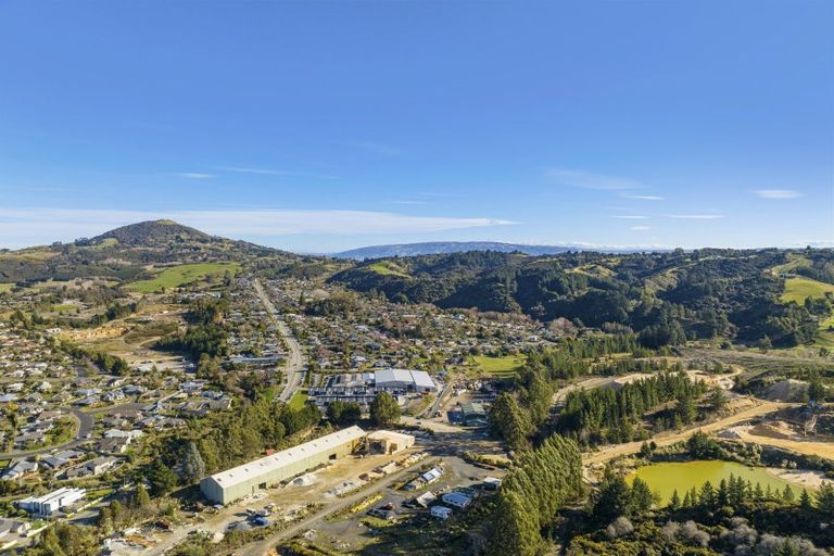 Photo of property in 353 Main South Road, Green Island, Dunedin, 9018