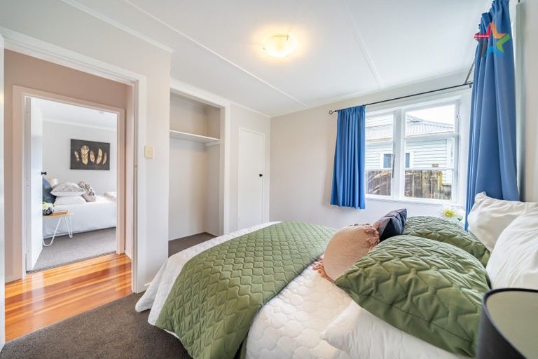 Photo of property in 33 Milne Crescent, Taita, Lower Hutt, 5011