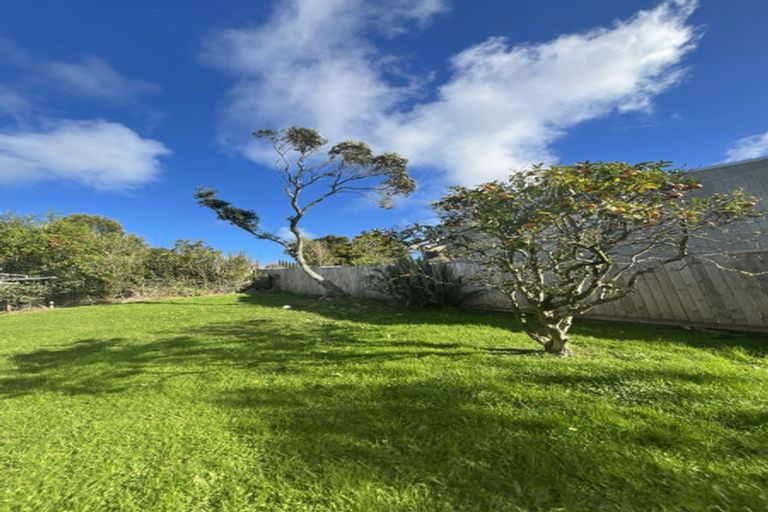 Photo of property in 39 Rautawhiri Road, Helensville, 0800