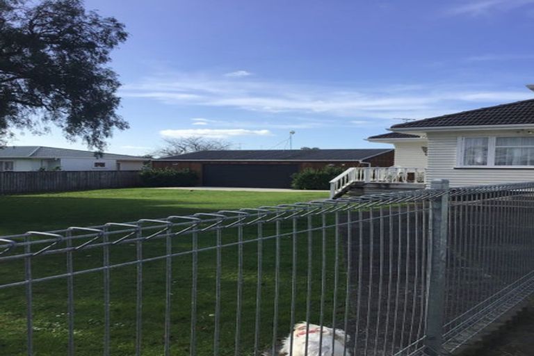 Photo of property in 5a View Road, Papakura, 2110