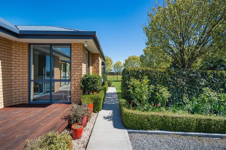 Photo of property in 964 Woodfields Road, West Eyreton, Rangiora, 7475