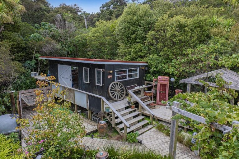 Photo of property in 295 Kanohi Road, Kaukapakapa, 0873