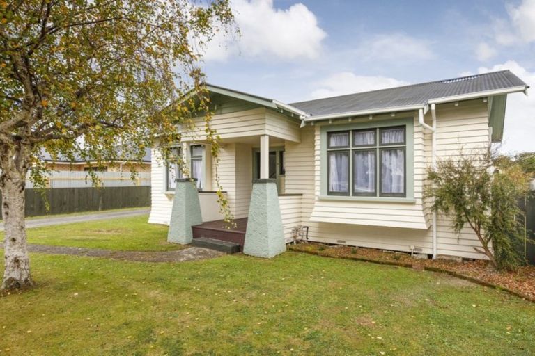 Photo of property in 14 Douglas Street, West End, Palmerston North, 4412