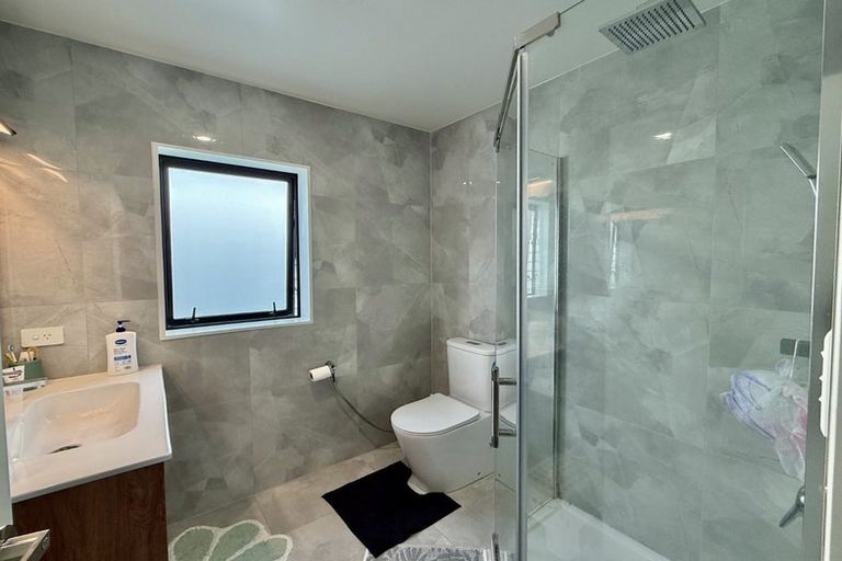 Photo of property in 6d Christmas Road, Manurewa, Auckland, 2102