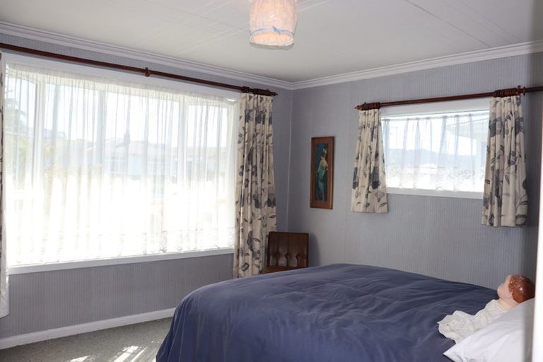 Photo of property in 11 Dalmeny Street, Oamaru North, Oamaru, 9400