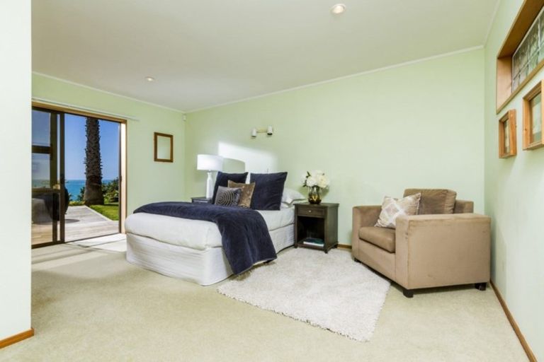 Photo of property in 1 Gilberd Place, Torbay, Auckland, 0630