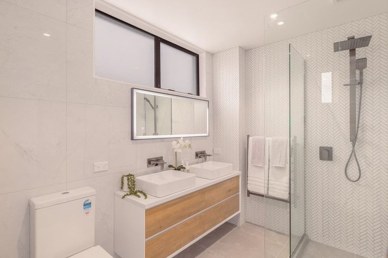 Photo of property in 280 Major Hornbrook Road, Mount Pleasant, Christchurch, 8081