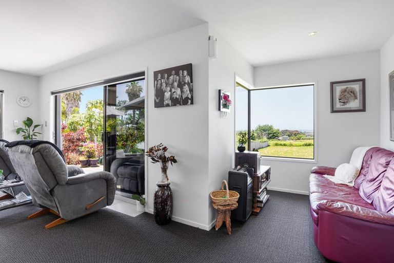 Photo of property in 36 Koutunui Road, Athenree, Katikati, 3177