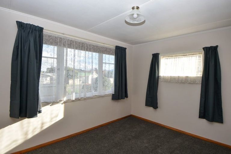 Photo of property in 132 Pembroke Street, Carterton, 5713