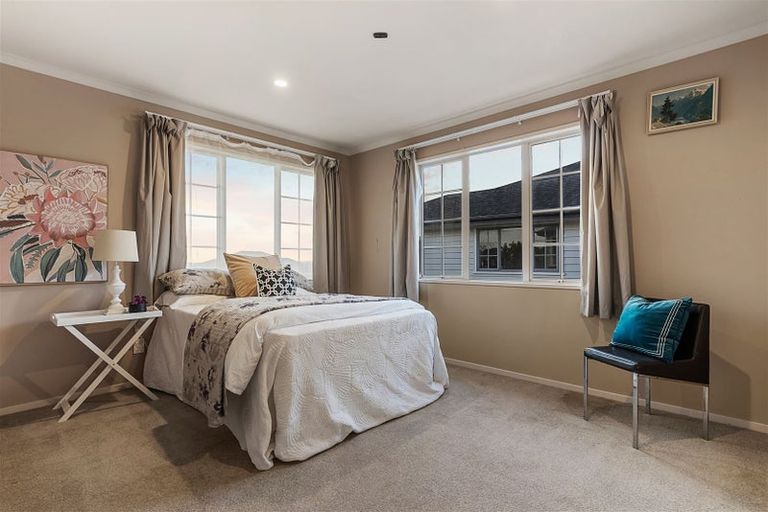 Photo of property in 46 Westerham Drive, Dannemora, Auckland, 2016