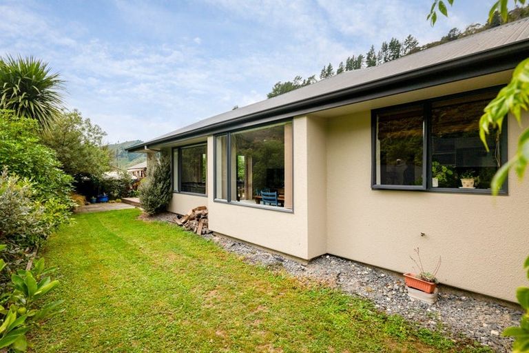 Photo of property in 512 Brook Street, The Brook, Nelson, 7010