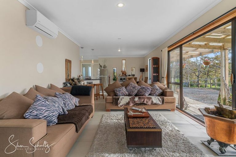 Photo of property in 800 Bickerstaffe Road, Maungaturoto, 0587