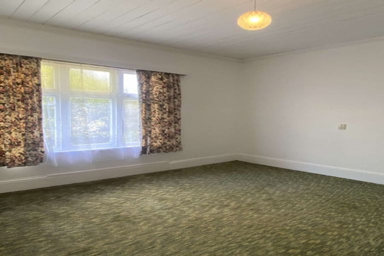 Photo of property in 32 Forest Street, Tapanui, 9522