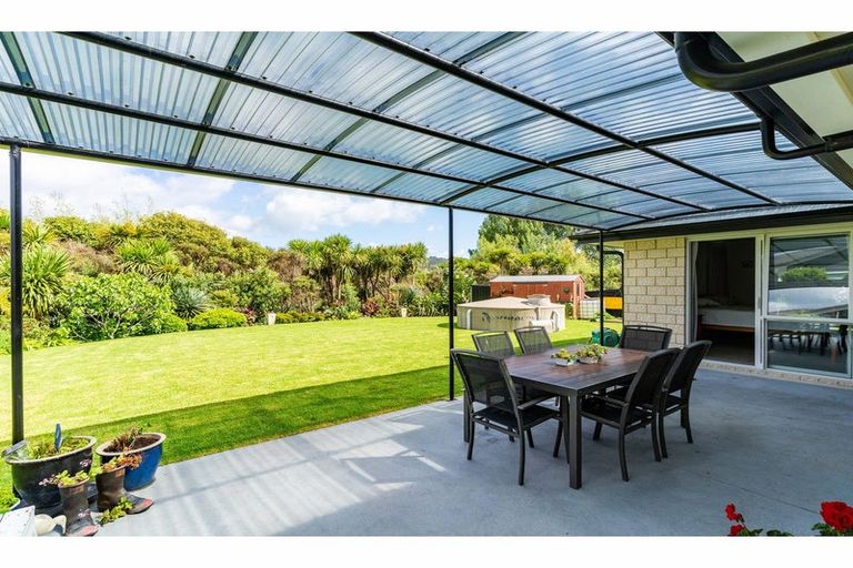 Photo of property in 16 Jack Boyd Drive, Mangawhai Heads, Mangawhai, 0573