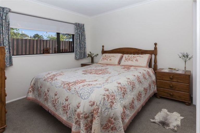 Photo of property in 2/156 Blighs Road, Strowan, Christchurch, 8052
