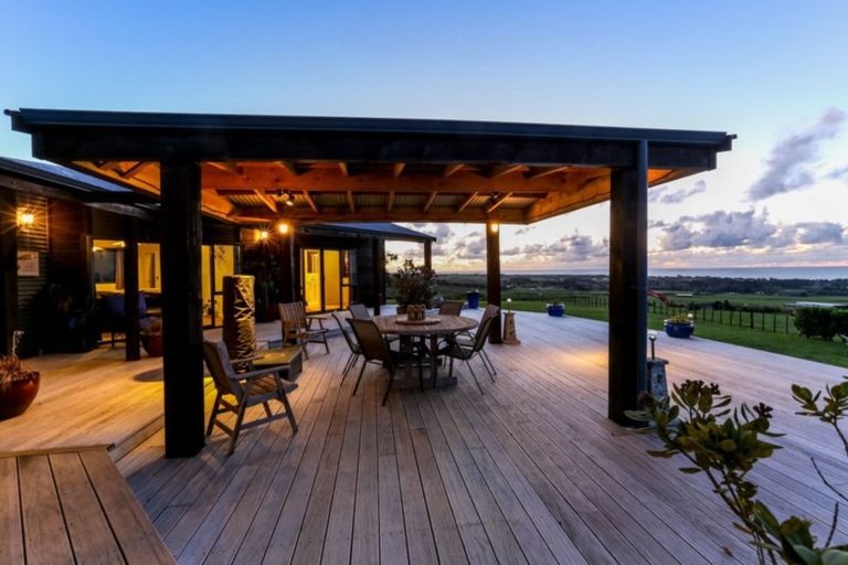 Photo of property in 166 Wairau Road, Kaitake, New Plymouth, 4374