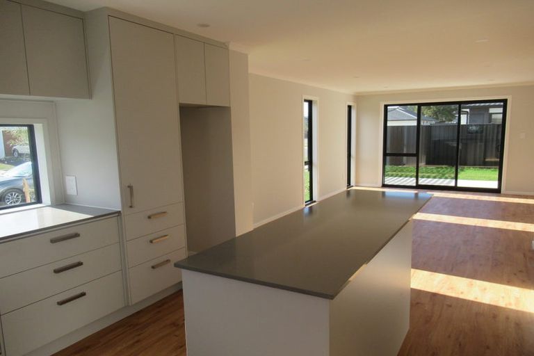 Photo of property in 1 Desert Gold Lane, Wallaceville, Upper Hutt, 5018