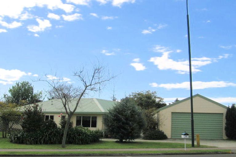 Photo of property in 6 Rowesdale Drive, Ohauiti, Tauranga, 3112