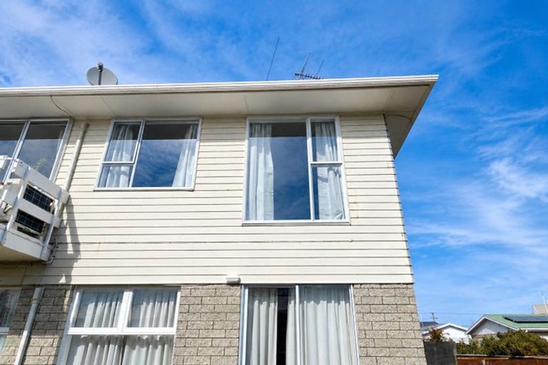 Photo of property in 7/10 Trevethick Grove, Woburn, Lower Hutt, 5010
