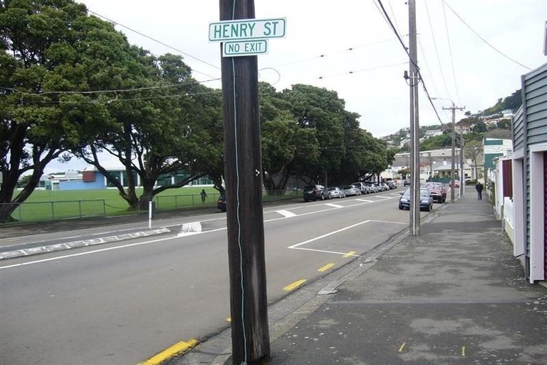 Photo of property in 2a Henry Street, Ebdentown, Upper Hutt, 5018