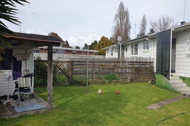 Photo of property in 3/71 Emmett Street, Greerton, Tauranga, 3112