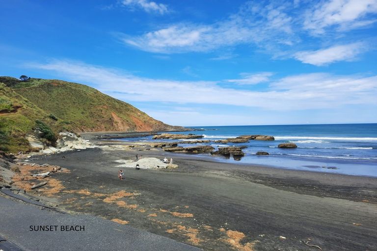 Photo of property in 151 Maunsell Road, Port Waikato, Tuakau, 2695