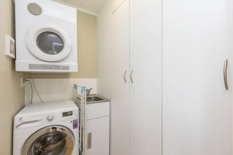 Photo of property in 67 Stokes Valley Road, Stokes Valley, Lower Hutt, 5019