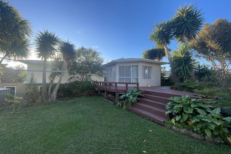 Photo of property in 39 Linwood Avenue, Forrest Hill, Auckland, 0620
