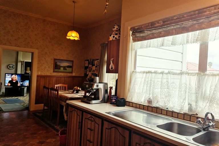 Photo of property in 144 Queen Street, Wairoa, 4108