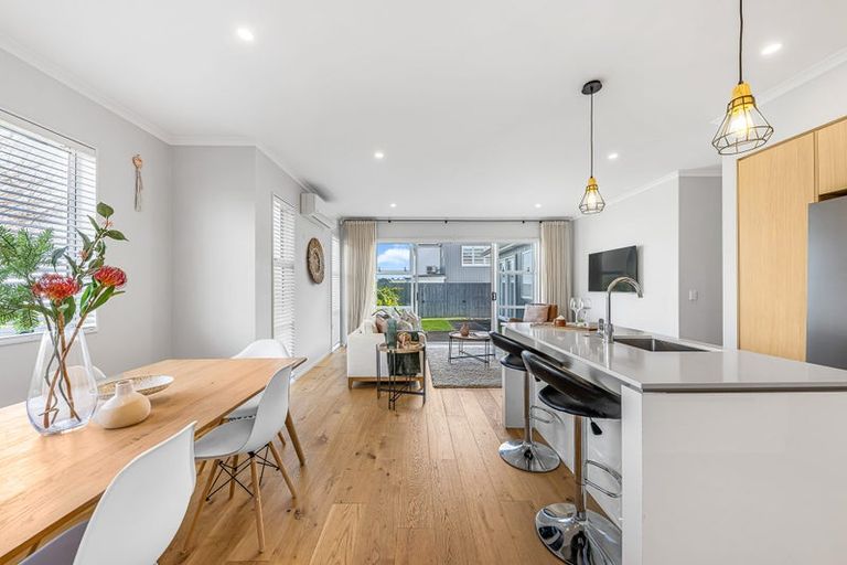 Photo of property in 27 Whenuapai Drive, Whenuapai, Auckland, 0618