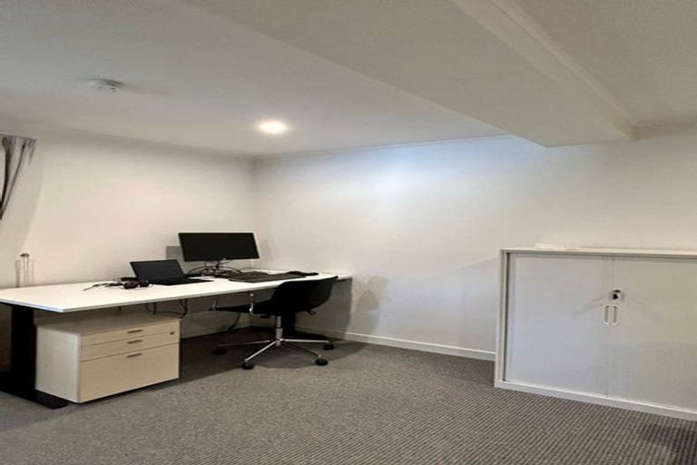 Photo of property in 6 Channel View Road, Campbells Bay, Auckland, 0630