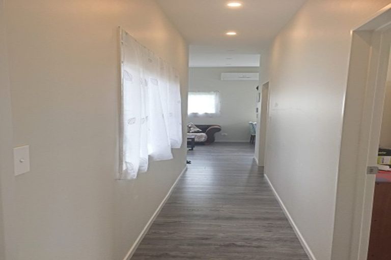 Photo of property in 109 Reeves Road, Pakuranga Heights, Auckland, 2010