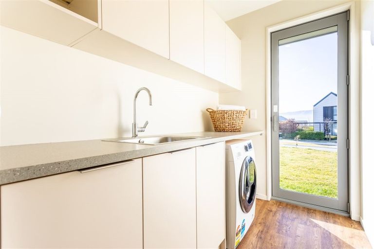 Photo of property in 49 Mount Linton Avenue, Wanaka, 9305