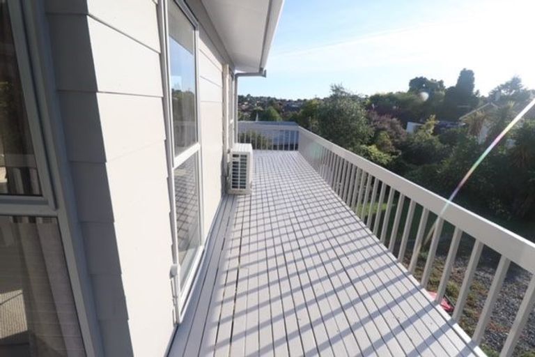 Photo of property in 4a Branston Avenue, Browns Bay, Auckland, 0630