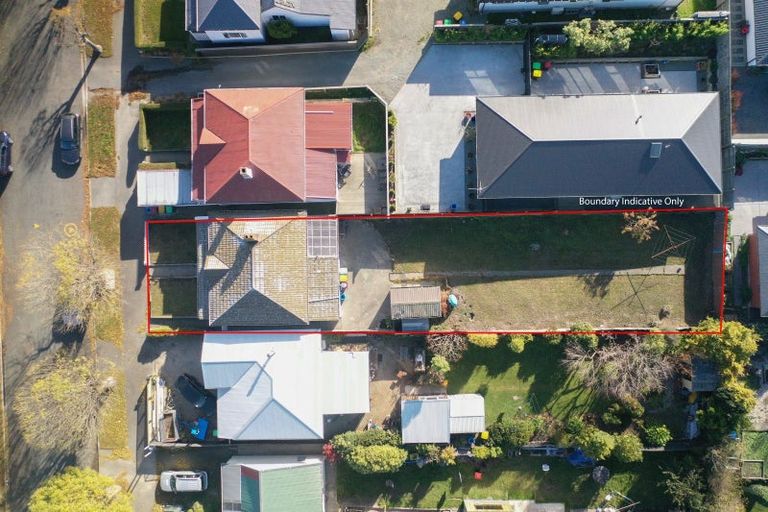 Photo of property in 16 Memorial Avenue, Parkside, Timaru, 7910