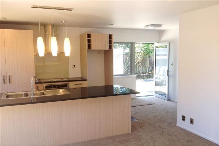 Photo of property in 11 Tanoa Place, Glendene, Auckland, 0602