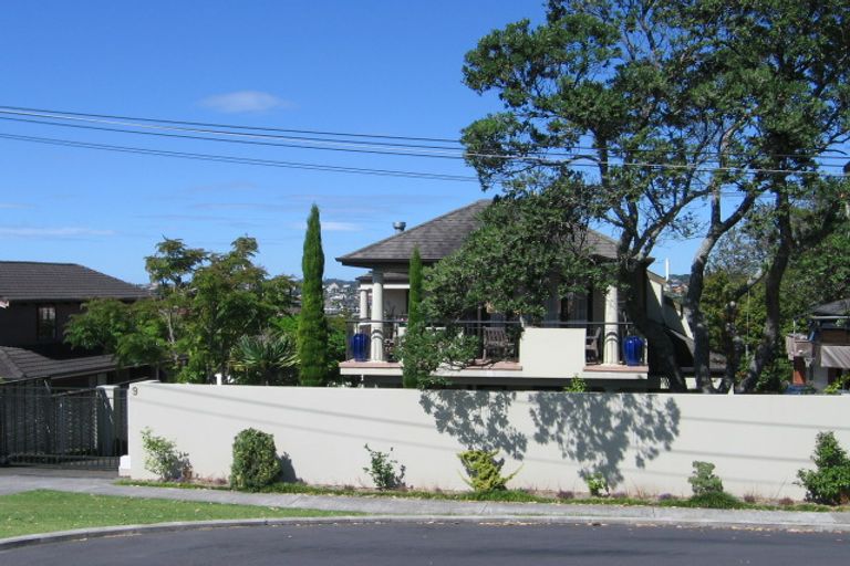 Photo of property in 9 Orchard Road, Browns Bay, Auckland, 0630