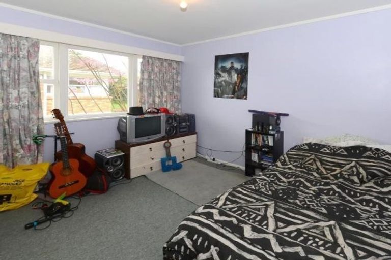 Photo of property in 1 Panair Crescent, Hillcrest, Hamilton, 3216